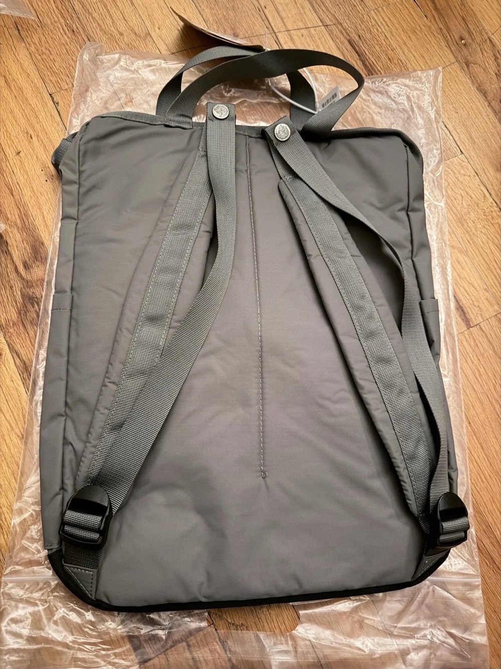 Fjällräven Kanken Backpack in Gray 23L